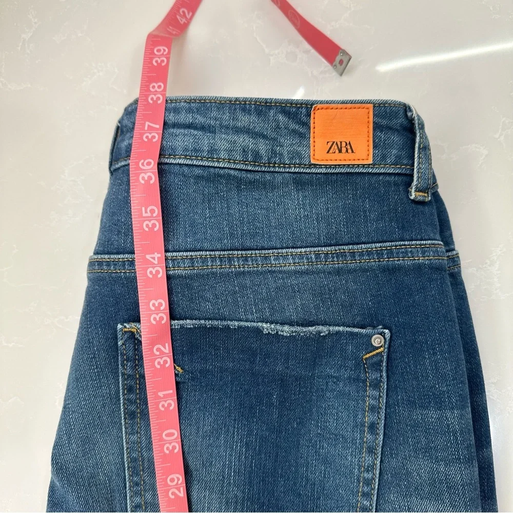 Zara Distressed Straight Leg Jeans. Size: 6 Women’s - Picture 15 of 16